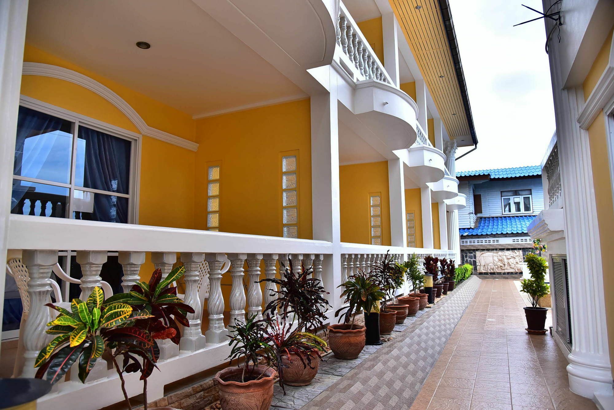 Sun Beach Guesthouse Прачуапкхирикхан Экстерьер фото